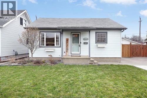 2840 Melbourne Rd, Windsor, ON, N9C1Y2 | Card Image