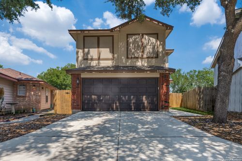 8903 Gill Brg, San Antonio, TX, 78254-4912 | Card Image