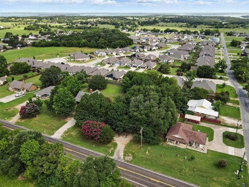 608 W Walcott Street, Pilot Point, TX, 76258 | Card Image