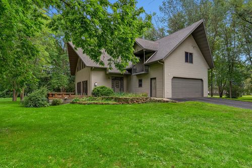 W1700 Heinemann Lane, BELVIDERE, WI, 54622 | Card Image