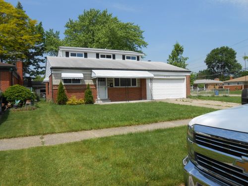 31859 Shawn Dr, Warren, MI, 48088-2924 | Card Image