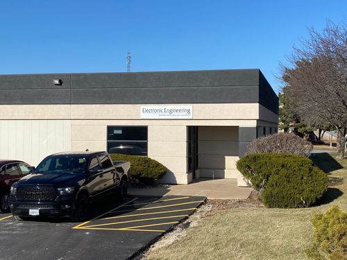 ste-202-5000 Tremont Ave, Davenport, IA, 52807-1007 | Card Image