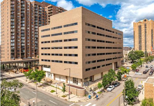 17 Exchange St W, Saint Paul, MN, 55102-1045 | Card Image