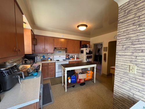 726 3rd St S, Virginia, MN, 55792 | Card Image