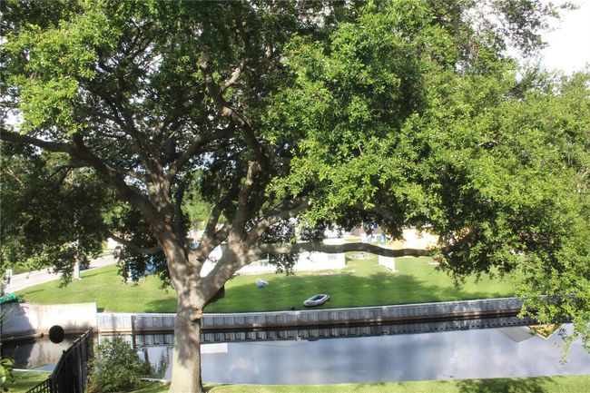 301 Orange Blossom Dr, Townhouse with 3 bedrooms, 3 bathrooms and null parking in Winter Haven FL | Image 32