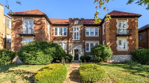 1e-7331 Forsyth Blvd, Saint Louis, MO, 63105-2138 | Card Image