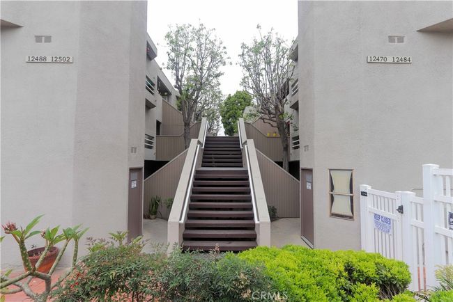 stairs to unit | Image 19