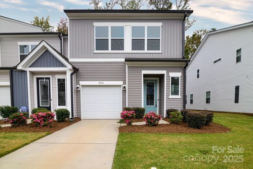 9032 Widden Way, Charlotte, NC, 28269-4929 | Card Image