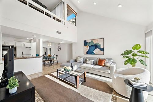 82-25761 Le Parc, Lake Forest, CA, 92630-5922 | Card Image