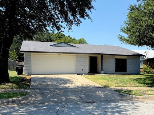 7748 Landmark Ridge St, Fort Worth, TX, 76133-7550 | Card Image