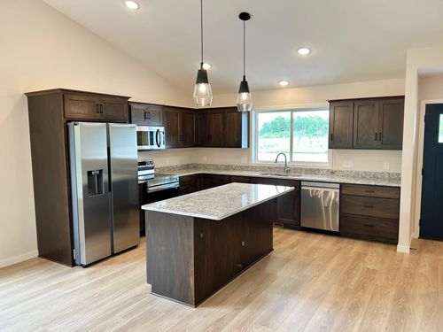 11437 Andrew St, Brainerd, MN, 56401-8308 | Card Image
