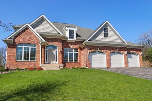 392 W County Road B Rd, Fontana, WI, 53125 | Card Image