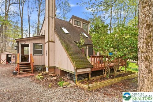2219 Maple Leaf Ct, Pocono Lake, PA, 18347-7975 | Card Image