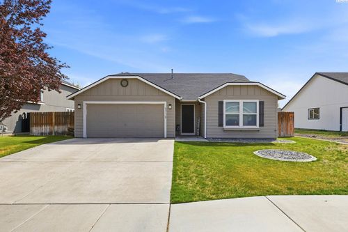 6217 Robert Wayne Dr, Pasco, WA, 99301-8608 | Card Image