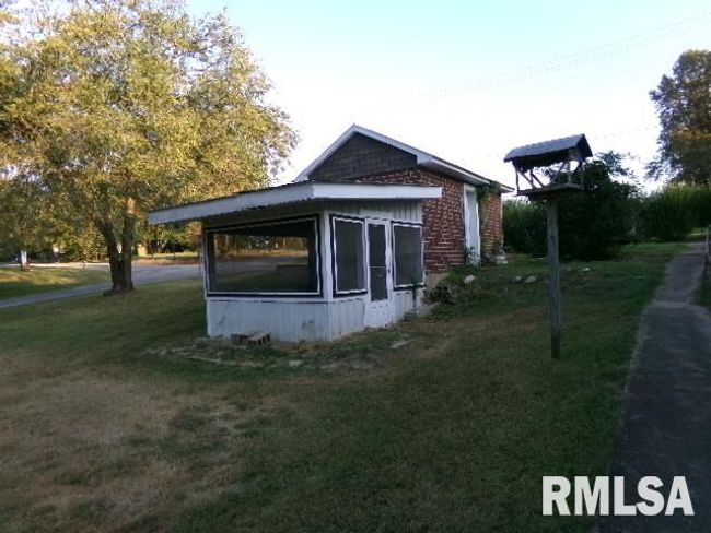 318 Williams St, House other with 4 bedrooms, 2 bathrooms and null parking in Rosiclare IL | Image 19