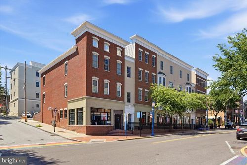 305-136 Bridge St, PHOENIXVILLE, PA, 19460-5427 | Card Image