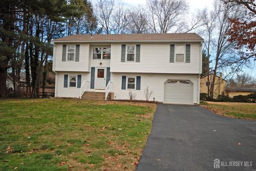 4 S Linden Ln, Plainsboro, NJ, 08536-2506 | Card Image