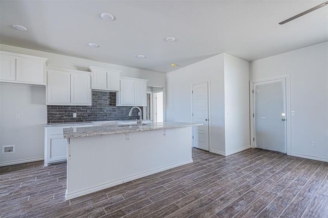 1403 Coffey Drive, House other with 4 bedrooms, 2 bathrooms and null parking in Perry OK | Image 4