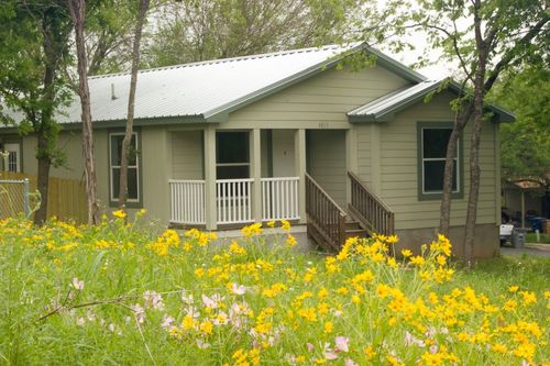 4813 Brook Creek Cv, Austin, TX, 78744-3059 | Card Image