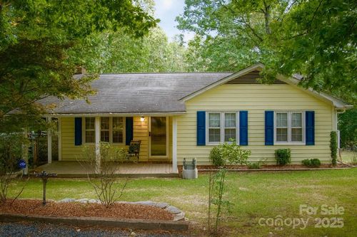 2929 Matoka Trl, Matthews, NC, 28104-0573 | Card Image