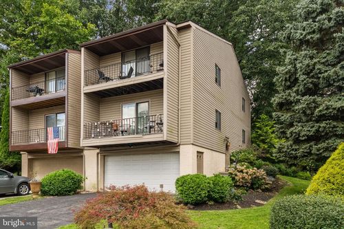 538 Gia Cir, CLIFTON HEIGHTS, PA, 19018-1029 | Card Image