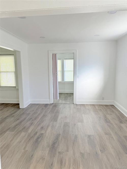 2nd-101 94th St, Ozone Park, NY, 11416-2306 | Card Image