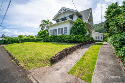 2716 Aolani Pl, Honolulu, HI, 96822-1605 | Card Image