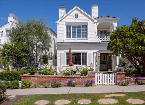 223 Marigold Ave, Corona del Mar, CA, 92625-3048 | Card Image