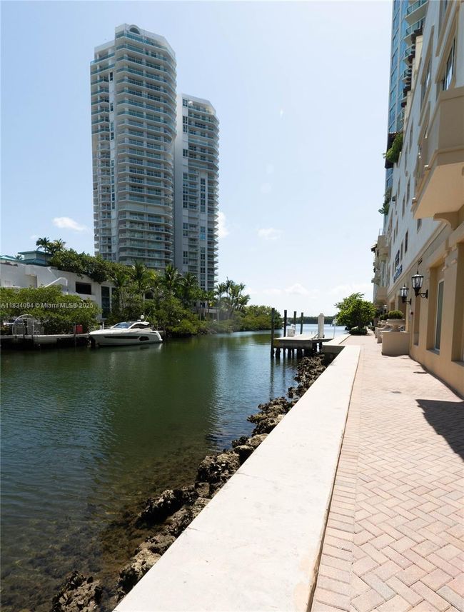 1-TH403 - 150 Sunny Isles Blvd, Townhouse with 3 bedrooms, 2 bathrooms and null parking in Sunny Isles Beach FL | Image 25
