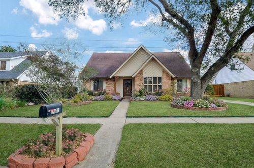 2407 Sugar Mill Dr, Sugar Land, TX, 77479-1412 | Card Image