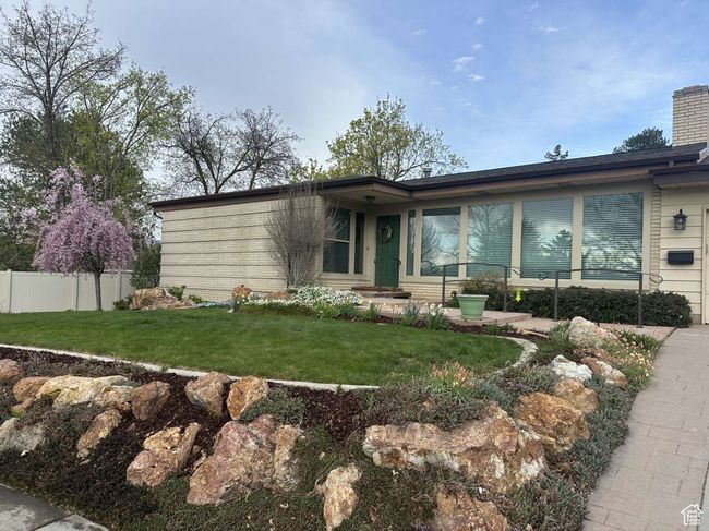 5843 S Fontaine Bleu Cir, House other with 4 bedrooms, 3 bathrooms and 5 parking in Murray UT | Image 40