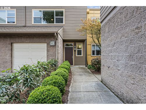 35-327 Rustic Pl, Eugene, OR, 97401-5907 | Card Image