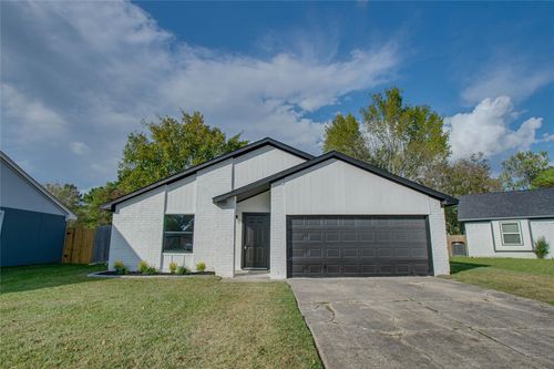 9809 Wren Ct, Conroe, TX, 77385-3729 | Card Image