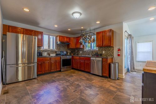 253 Prospect Ave, Dunellen, NJ, 08812-1417 | Card Image