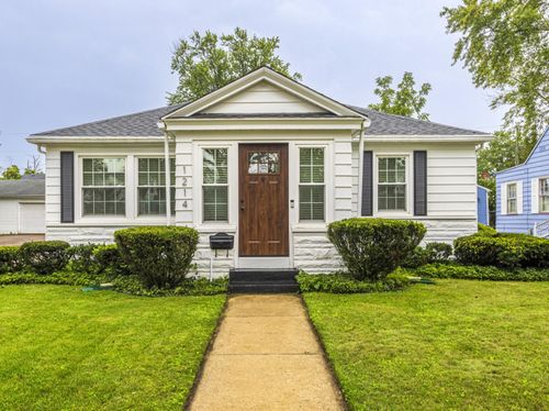 1214 Mohawk Ln, Saint Joseph, MI, 49085-1754 | Card Image