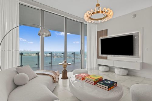 unit-5502-700 Ne 26th Ter, Miami, FL, 33137-5596 | Card Image