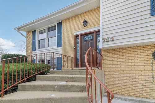 712 Dante Ct, Schaumburg, IL, 60193-2814 | Card Image