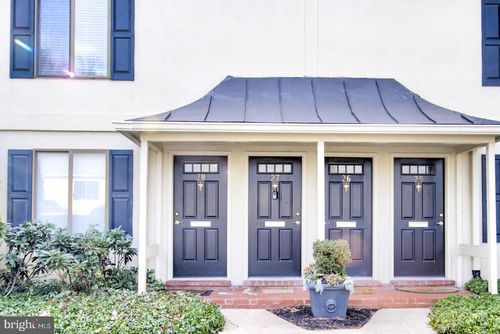 apt-27-411 W Conestoga Rd, DEVON, PA, 19333-1478 | Card Image