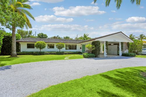 704 Pelican Way, North Palm Beach, FL, 33408 | Card Image