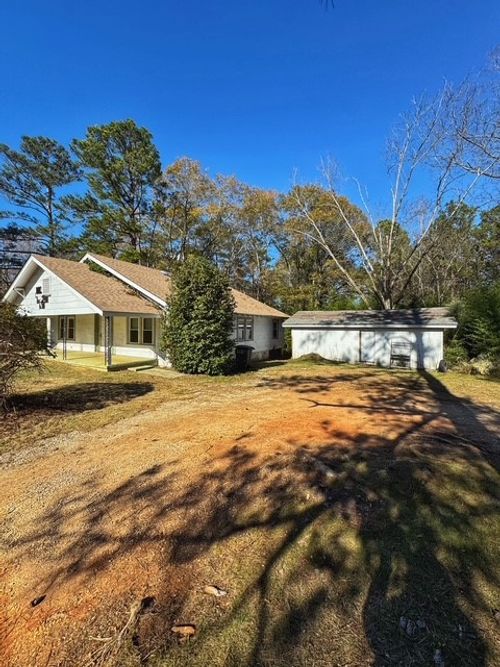 1808 Waverly Pkwy, Opelika, AL, 36801-4735 | Card Image