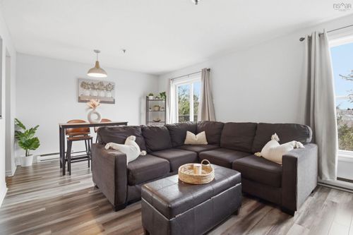 215-75 Collins Grove, Dartmouth, NS, B2W6B3 | Card Image