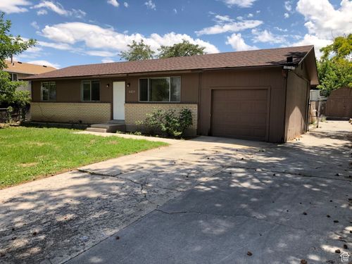 6823 W Crest St, West Valley City, UT, 84128-3808 | Card Image