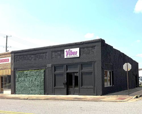 215 E 2nd St, Sheffield, AL, 35660-3020 | Card Image