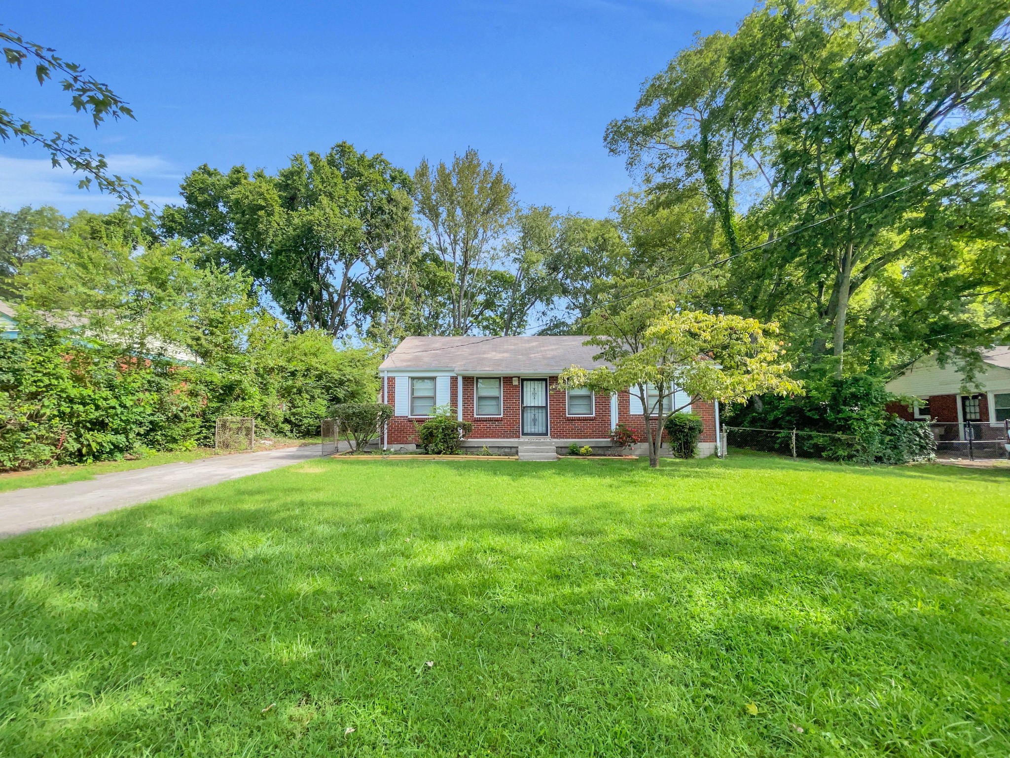 Teakwood Dr, Nashville, TN 37214