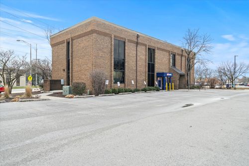 450 W 55th St, Countryside, IL, 60525-3537 | Card Image