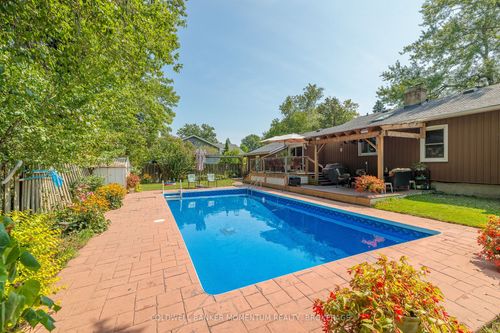 3660 Hazel St, Ridgeway, ON, L0S1N0 | Card Image