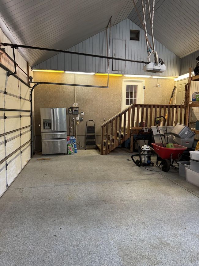 Garage | Image 69