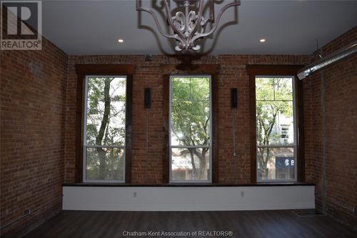 201-164 King St W, Chatham, ON, N7M1E3 | Card Image