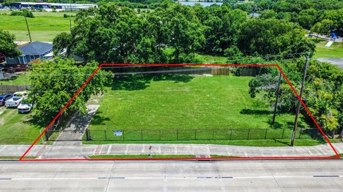 302 N Highway 146, Baytown, TX, 77520-2282 | Card Image