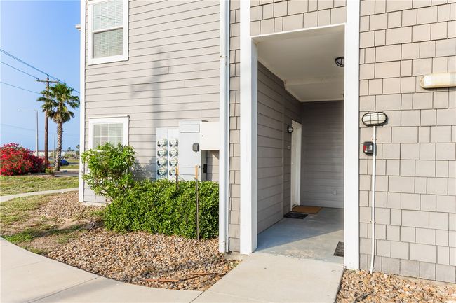 First floor corner unit! | Image 5